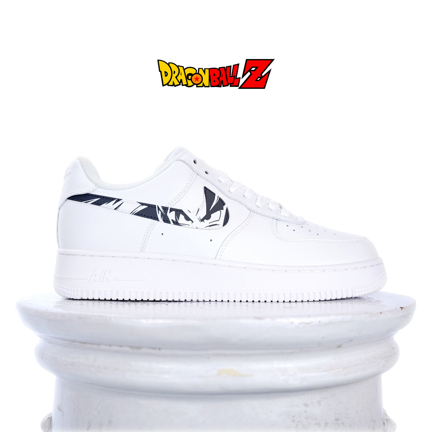 DRAGON BALL Z GOKU SWOOSH