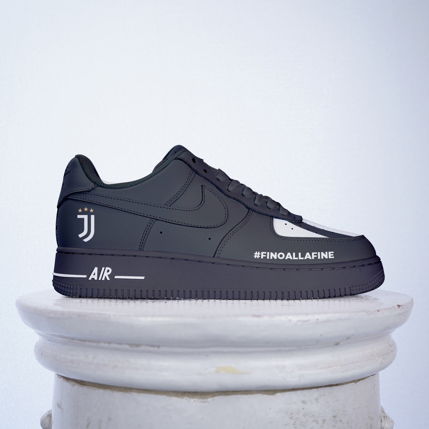 Juventus sneakers
