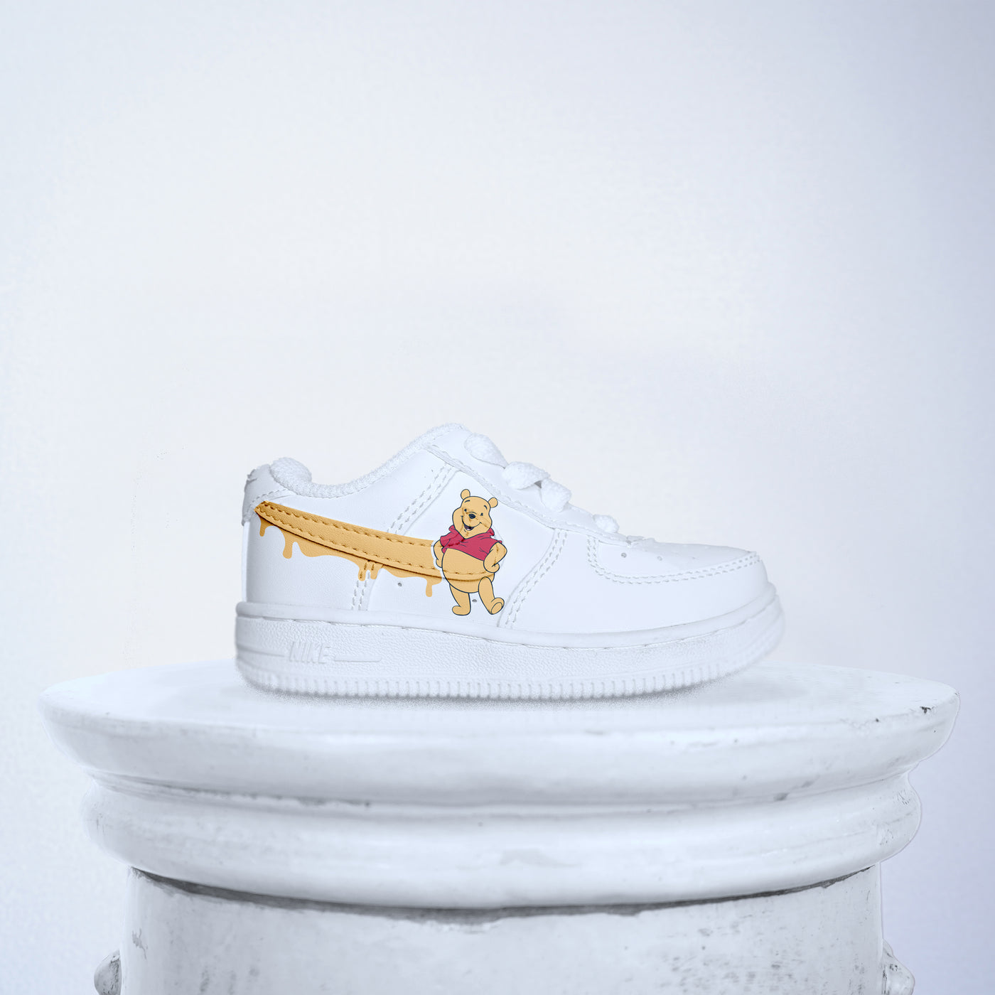 Baby Sneaker Whinnie the pooh-Custom Sneakers Schweiz